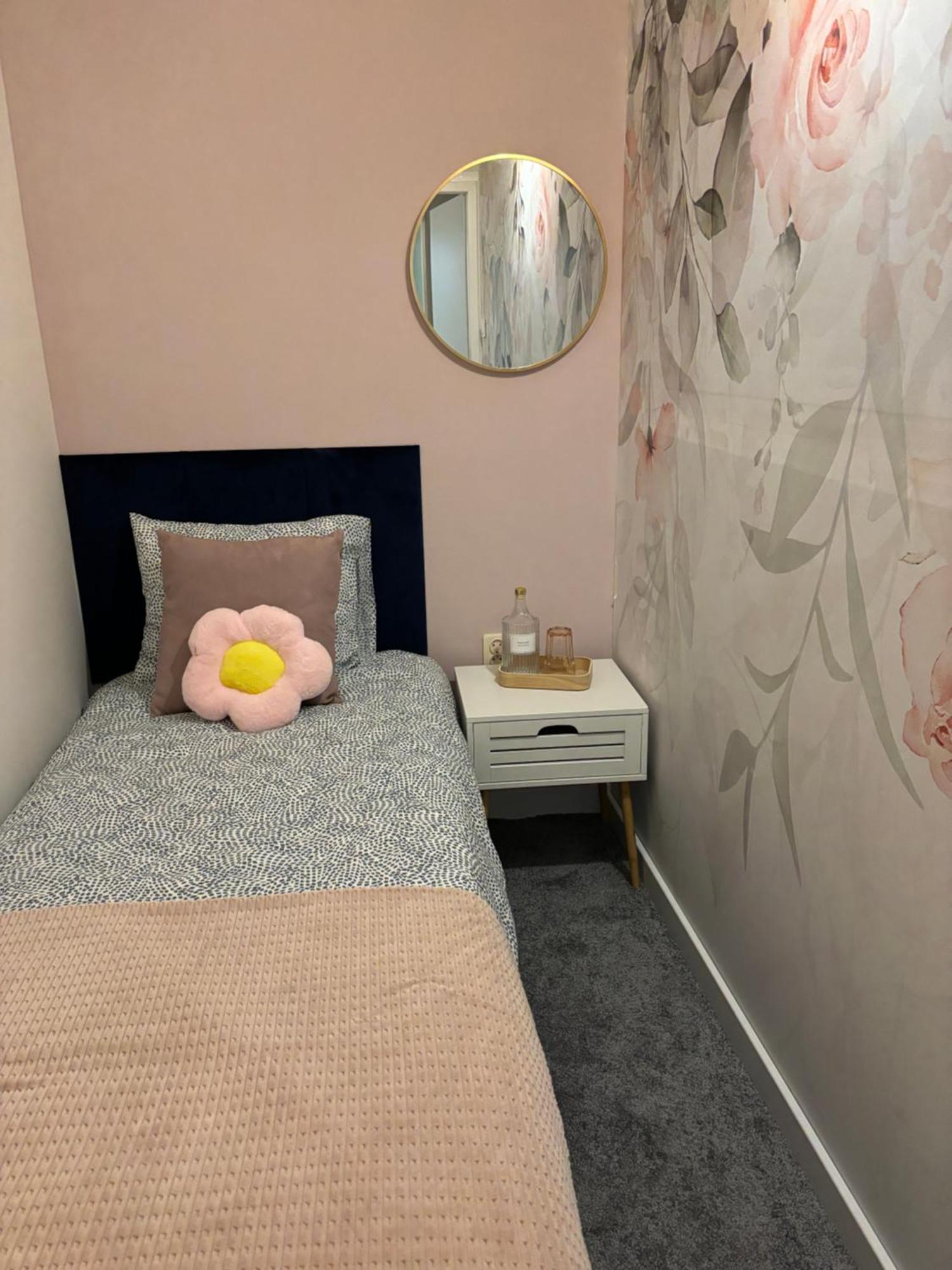 Shespace Apartrooms — Photos 2